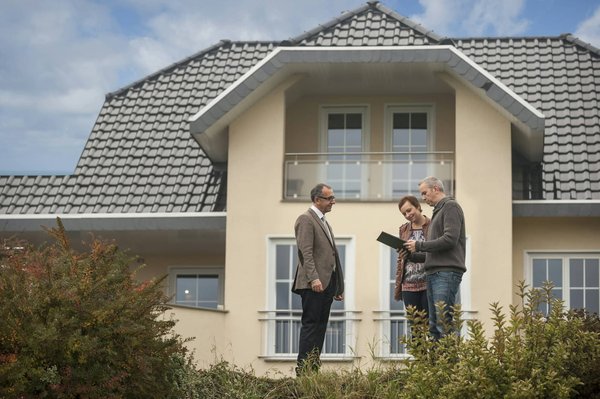 De la prospection à la signature : le parcours complet du processus de vente immobilière